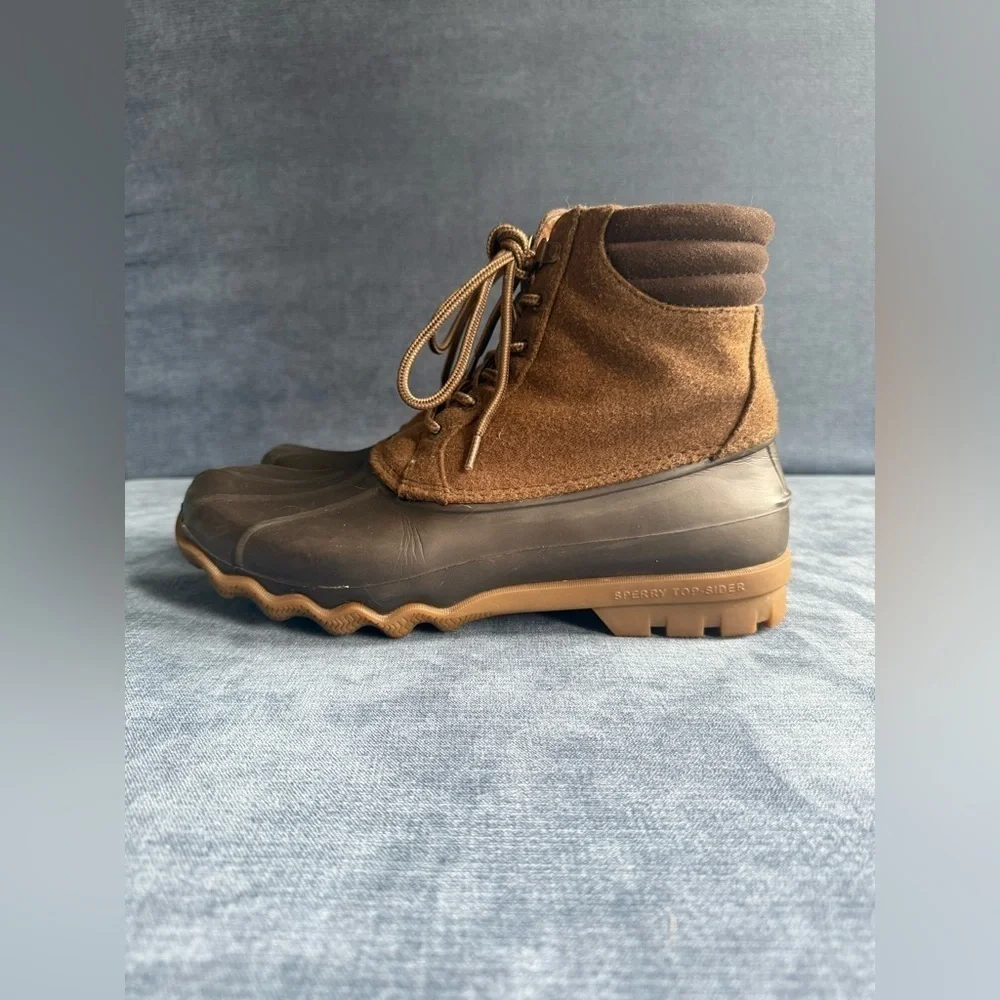 Sperry Avenue Duck Boots Men’s SZ 8 Rubber Lace Up Wool Outdoor Brown Hiking